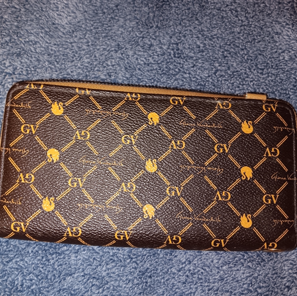 Wallet - Picture 2 of 4